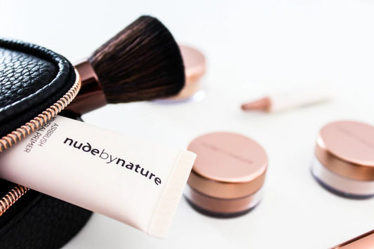 Maquillage Naturel : Utiliser le Fond de Teint Adaptable - Hailey Beauty